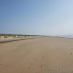Comfortable In Near The Sea *