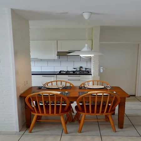 Comfortable In Near The Sea Casa de Férias *