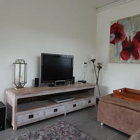 Prázdninový dům Comfortable In Near The Sea