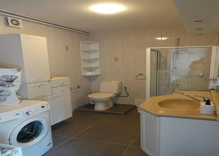 Comfortable In Near The Sea Hébergement de vacances *